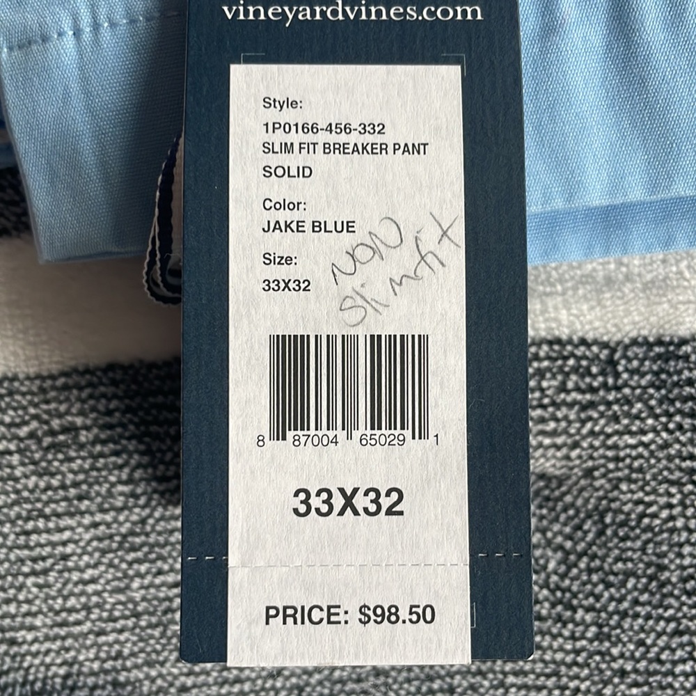 Brand new Vineyard Vines chinos - Picture 3 of 3